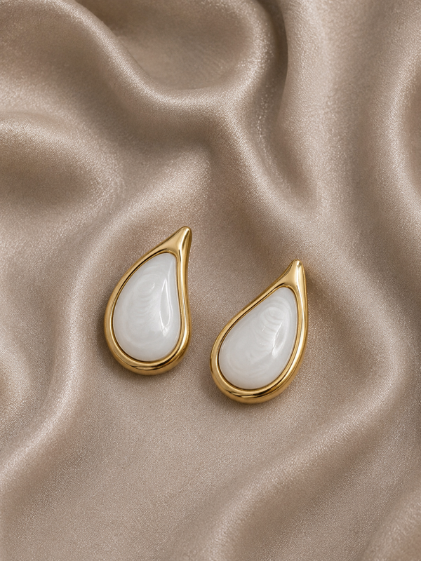 Boucles d’oreilles STEPH blanches