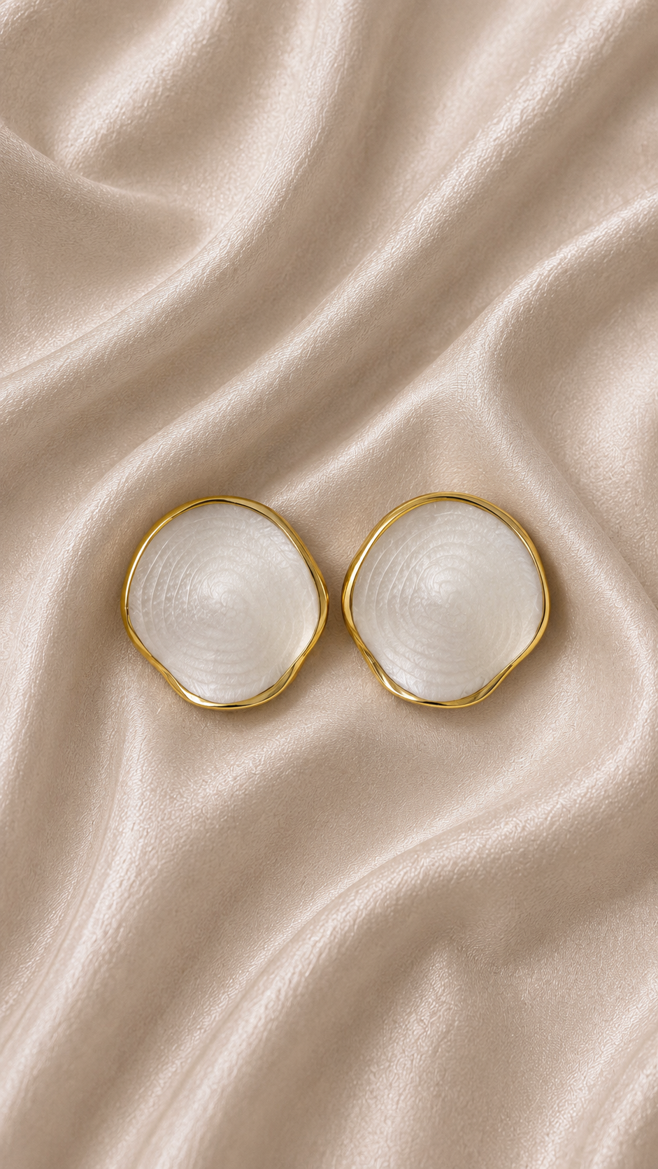 Boucles d’oreilles NINA blanches