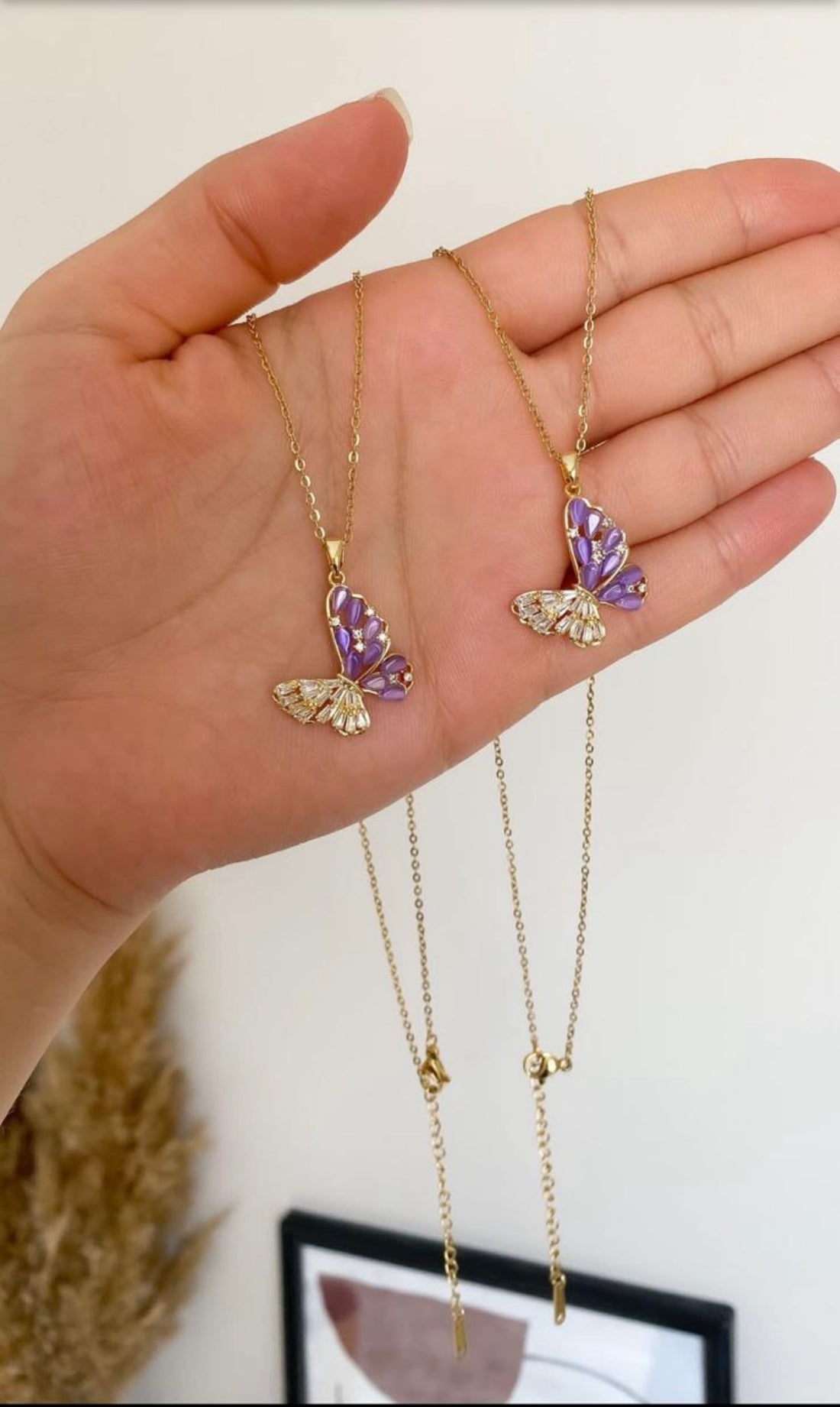 Collier Papillon violet
