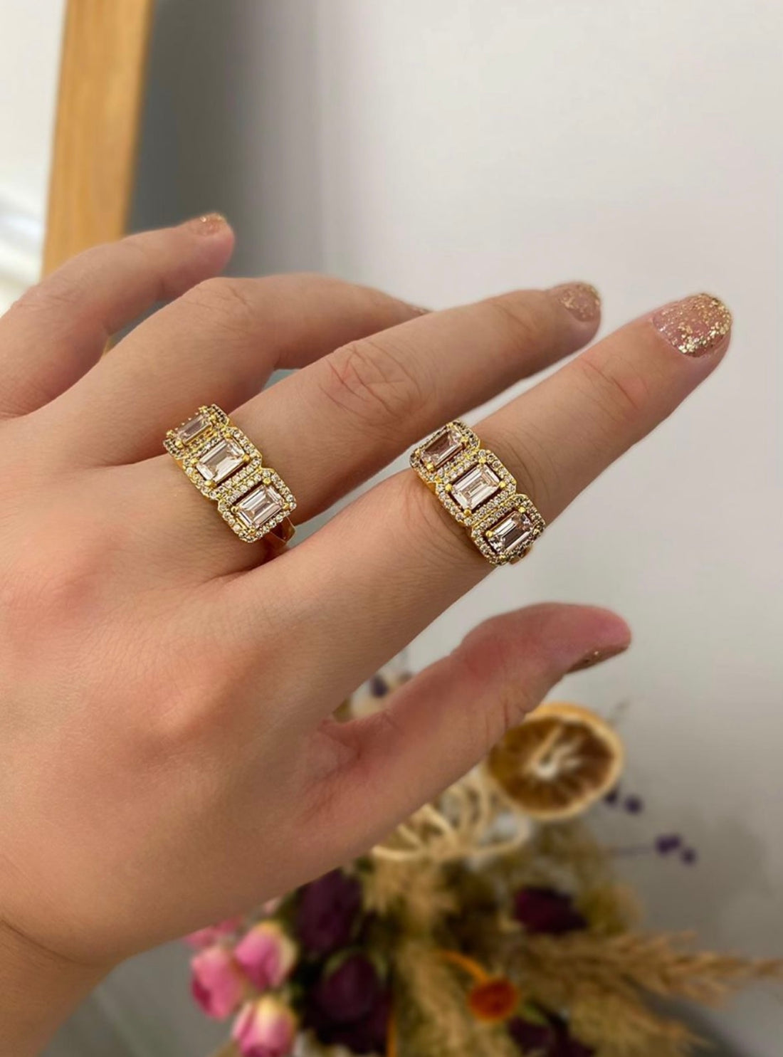 Bague or DIANA